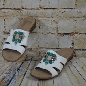 Naturalizer  Faux Leather White Beaded Sandals
